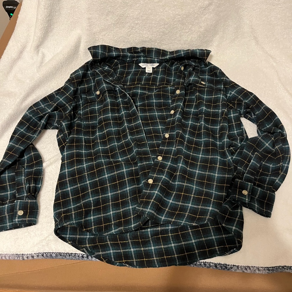 Old navy green/black flannel
M
Perfect condition